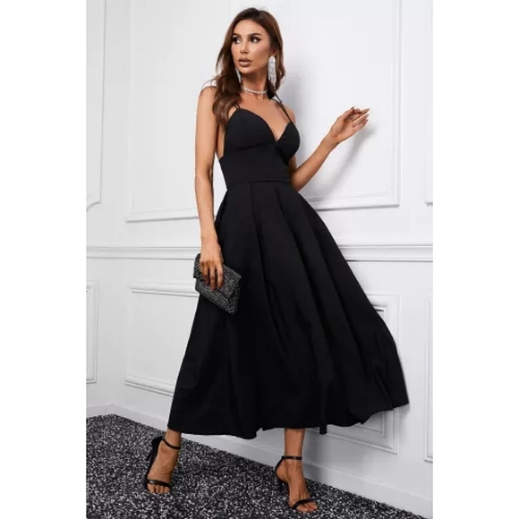 Beautiful And Classy CHARLETTA Black V-Neck Maxi Dress With Crisscross Back - Picture 5 of 6